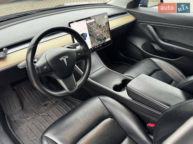 Синий Тесла Модель 3, объемом двигателя 0 л и пробегом 170 тыс. км за 15800 $, фото 8 на Automoto.ua