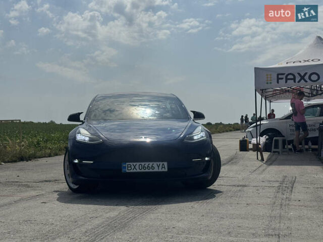 Синий Тесла Модель 3, объемом двигателя 0 л и пробегом 125 тыс. км за 16500 $, фото 1 на Automoto.ua