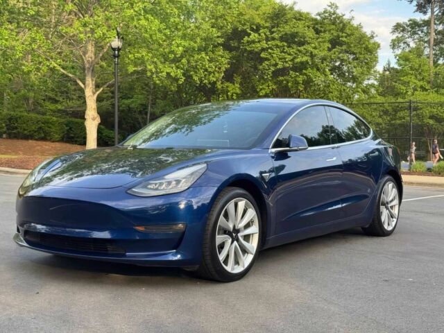 Синий Тесла Модель 3, объемом двигателя 0 л и пробегом 38 тыс. км за 7500 $, фото 2 на Automoto.ua