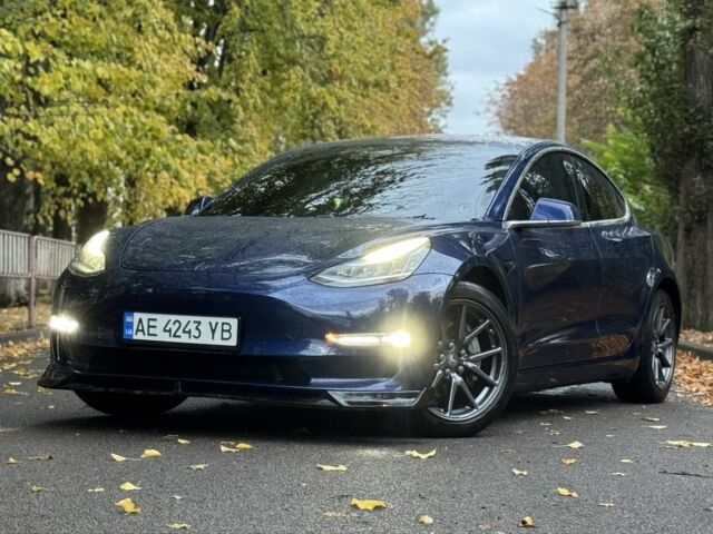 Синій Тесла Модель 3, об'ємом двигуна 0 л та пробігом 201 тис. км за 17550 $, фото 1 на Automoto.ua