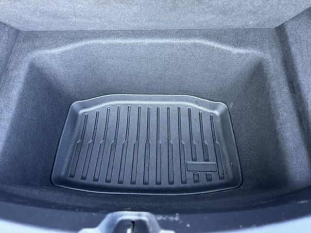 Синій Тесла Модель 3, об'ємом двигуна 0 л та пробігом 185 тис. км за 15300 $, фото 16 на Automoto.ua