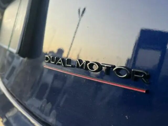 Синій Тесла Модель 3, об'ємом двигуна 0 л та пробігом 70 тис. км за 18500 $, фото 4 на Automoto.ua