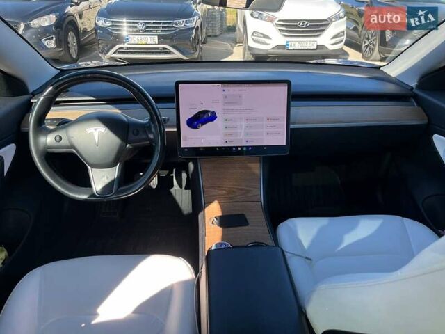 Синій Тесла Модель 3, об'ємом двигуна 0 л та пробігом 198 тис. км за 16690 $, фото 12 на Automoto.ua