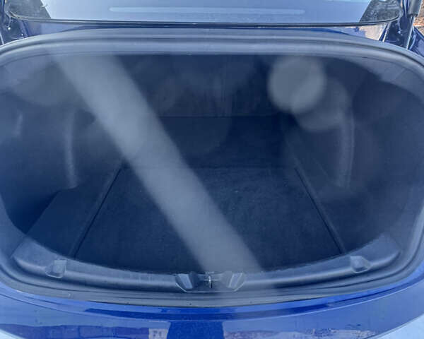 Синий Тесла Модель 3, объемом двигателя 0 л и пробегом 146 тыс. км за 15999 $, фото 53 на Automoto.ua