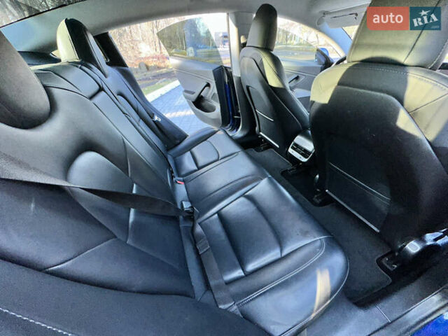 Синий Тесла Модель 3, объемом двигателя 0 л и пробегом 145 тыс. км за 13999 $, фото 15 на Automoto.ua