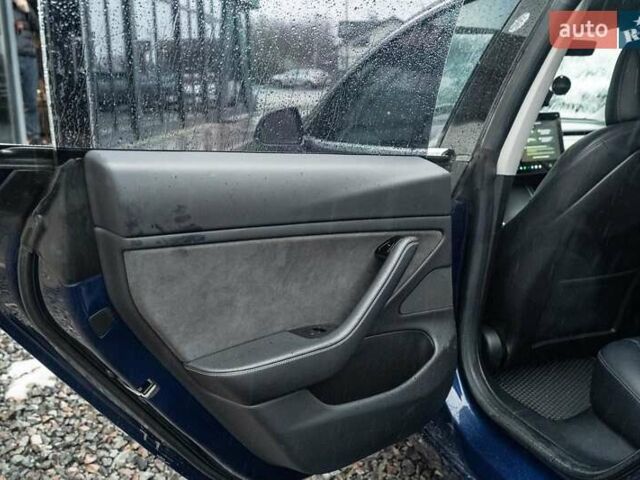 Синий Тесла Модель 3, объемом двигателя 0 л и пробегом 79 тыс. км за 18900 $, фото 32 на Automoto.ua