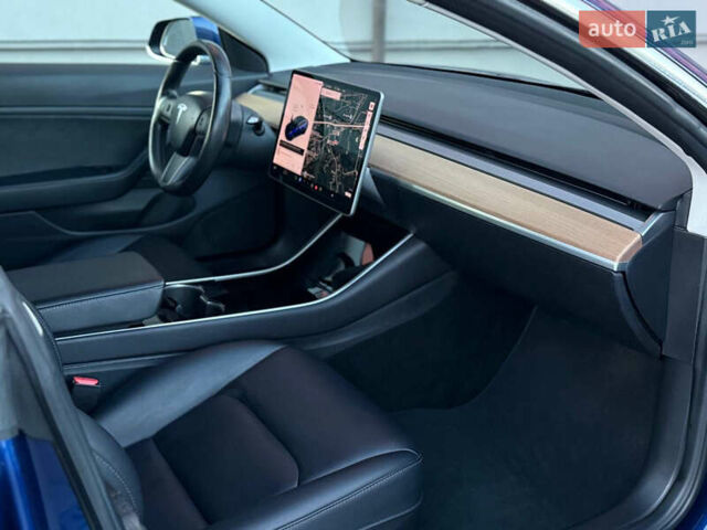 Синій Тесла Модель 3, об'ємом двигуна 0 л та пробігом 104 тис. км за 17990 $, фото 85 на Automoto.ua