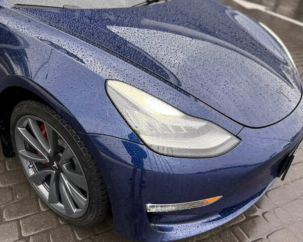 Синий Тесла Модель 3, объемом двигателя 0 л и пробегом 79 тыс. км за 18900 $, фото 9 на Automoto.ua