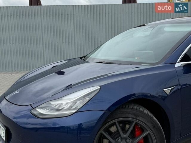 Синій Тесла Модель 3, об'ємом двигуна 0 л та пробігом 261 тис. км за 15500 $, фото 33 на Automoto.ua