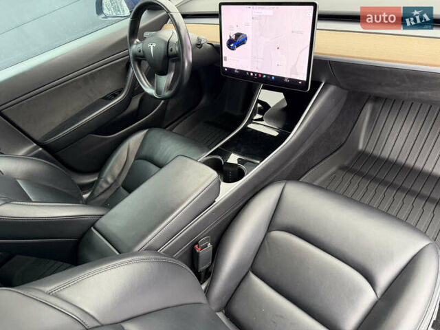 Синий Тесла Модель 3, объемом двигателя 0 л и пробегом 119 тыс. км за 15900 $, фото 34 на Automoto.ua