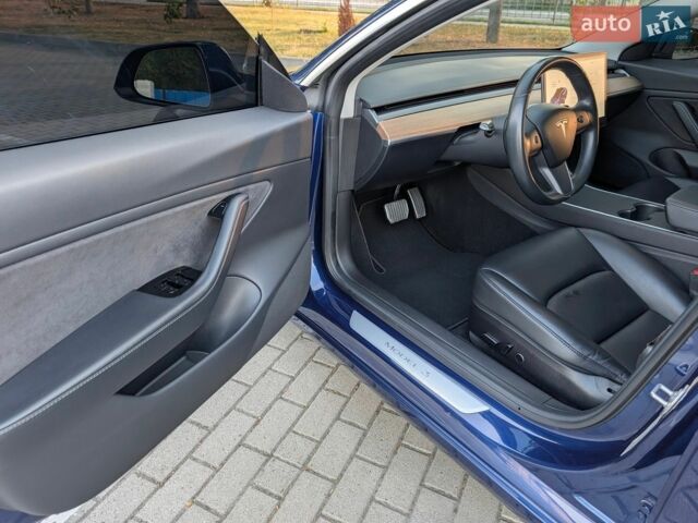 Синий Тесла Модель 3, объемом двигателя 0 л и пробегом 153 тыс. км за 16500 $, фото 12 на Automoto.ua