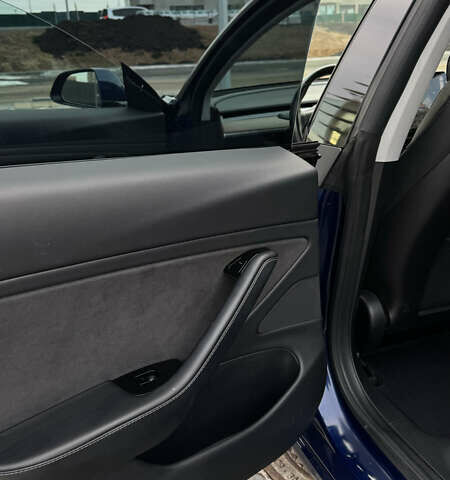 Синій Тесла Модель 3, об'ємом двигуна 0 л та пробігом 205 тис. км за 16900 $, фото 20 на Automoto.ua