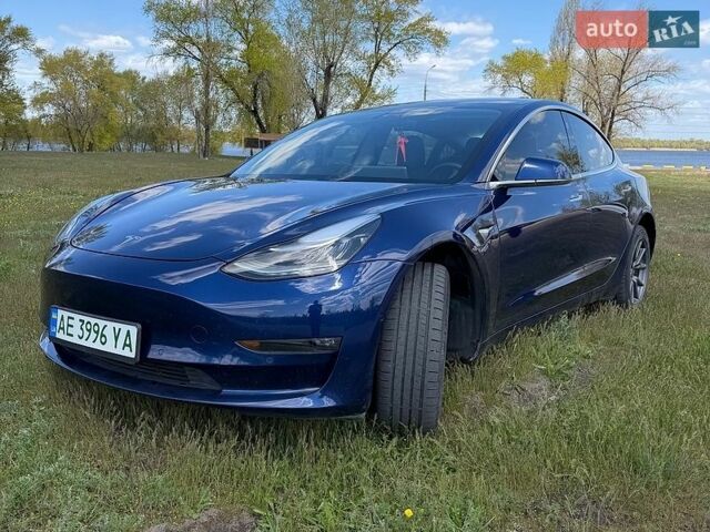 Синий Тесла Модель 3, объемом двигателя 0 л и пробегом 160 тыс. км за 17500 $, фото 1 на Automoto.ua