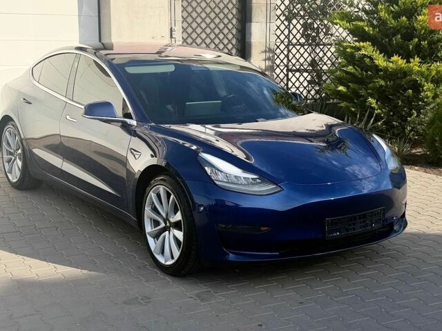Синий Тесла Модель 3, объемом двигателя 0 л и пробегом 150 тыс. км за 16300 $, фото 1 на Automoto.ua