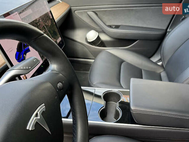 Синій Тесла Модель 3, об'ємом двигуна 0 л та пробігом 77 тис. км за 16100 $, фото 7 на Automoto.ua
