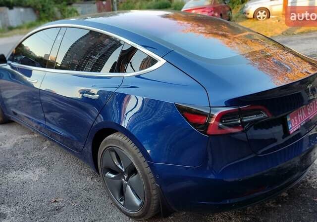 Тесла Модель 3 2018 у Києві на Automoto.ua Синій Тесла Модель 3, об'ємом двигуна 0 л та пробігом 159 тис. км за 16800 $, фото 4 на Automoto.ua