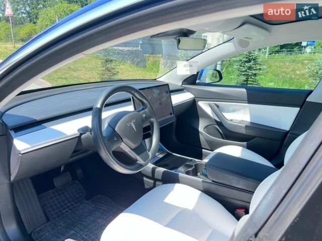 Синий Тесла Модель 3, объемом двигателя 0 л и пробегом 106 тыс. км за 13999 $, фото 10 на Automoto.ua