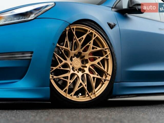 Синий Тесла Модель 3, объемом двигателя 0 л и пробегом 97 тыс. км за 40000 $, фото 10 на Automoto.ua