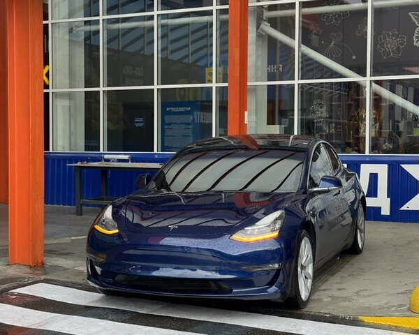 Синий Тесла Модель 3, объемом двигателя 0 л и пробегом 125 тыс. км за 16500 $, фото 4 на Automoto.ua