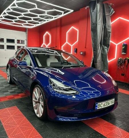 Синій Тесла Модель 3, об'ємом двигуна 0 л та пробігом 135 тис. км за 18500 $, фото 1 на Automoto.ua