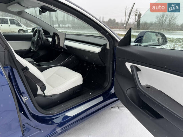 Синий Тесла Модель 3, объемом двигателя 0 л и пробегом 136 тыс. км за 17800 $, фото 6 на Automoto.ua