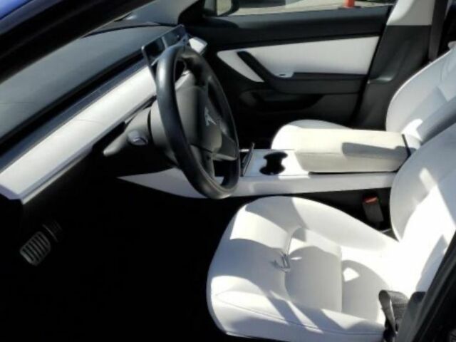 Синій Тесла Модель 3, об'ємом двигуна 0 л та пробігом 70 тис. км за 18500 $, фото 7 на Automoto.ua