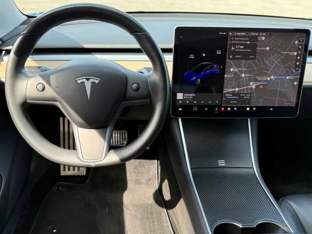 Синий Тесла Модель 3, объемом двигателя 0 л и пробегом 49 тыс. км за 9900 $, фото 9 на Automoto.ua