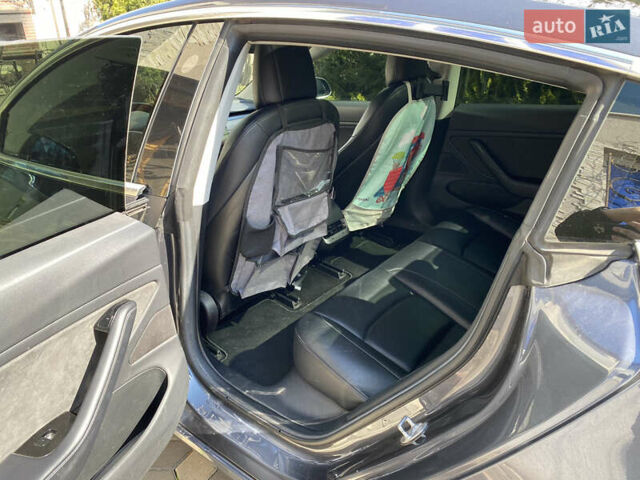 Синий Тесла Модель 3, объемом двигателя 0 л и пробегом 94 тыс. км за 15900 $, фото 13 на Automoto.ua