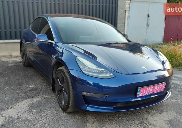 Тесла Модель 3 2018 у Києві на Automoto.ua Синій Тесла Модель 3, об'ємом двигуна 0 л та пробігом 159 тис. км за 16800 $, фото 5 на Automoto.ua