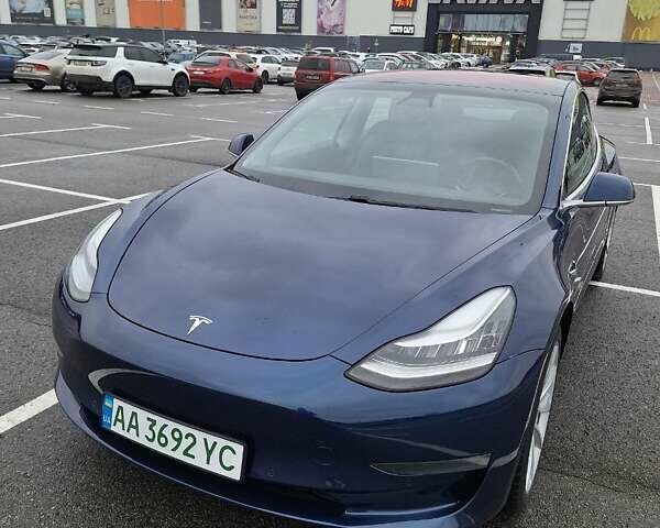 Синий Тесла Модель 3, объемом двигателя 0 л и пробегом 236 тыс. км за 16000 $, фото 4 на Automoto.ua