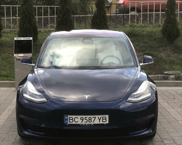 Синій Тесла Модель 3, об'ємом двигуна 0 л та пробігом 153 тис. км за 17300 $, фото 1 на Automoto.ua