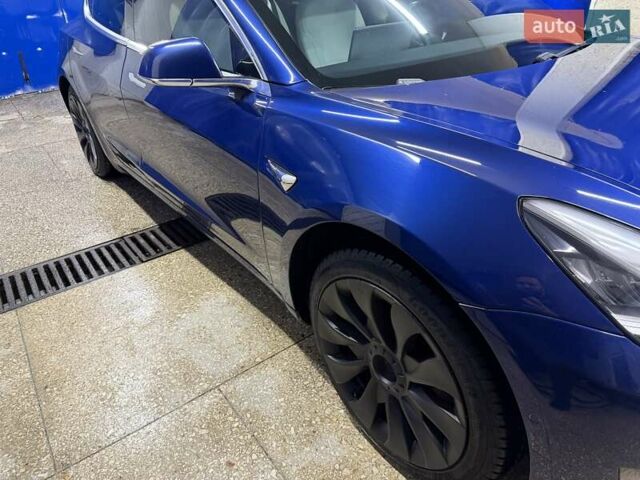 Синий Тесла Модель 3, объемом двигателя 0 л и пробегом 65 тыс. км за 20700 $, фото 3 на Automoto.ua
