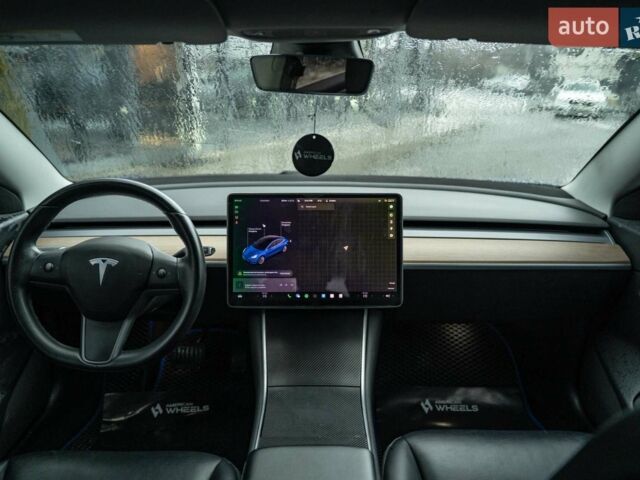 Синий Тесла Модель 3, объемом двигателя 0 л и пробегом 79 тыс. км за 17500 $, фото 17 на Automoto.ua