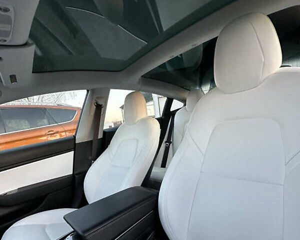 Синий Тесла Модель 3, объемом двигателя 0 л и пробегом 104 тыс. км за 19000 $, фото 10 на Automoto.ua