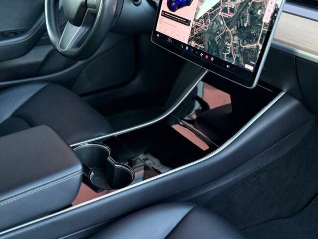 Синий Тесла Модель 3, объемом двигателя 0 л и пробегом 104 тыс. км за 16999 $, фото 14 на Automoto.ua