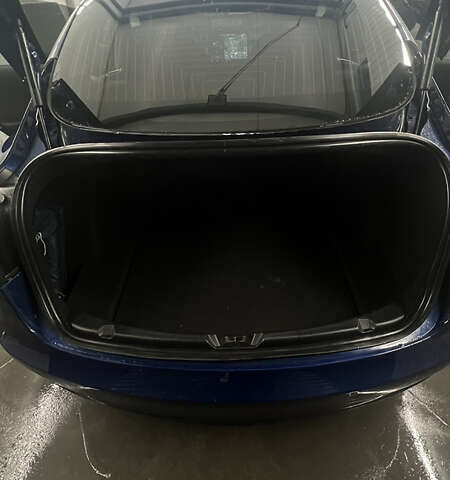 Синій Тесла Модель 3, об'ємом двигуна 0 л та пробігом 123 тис. км за 18000 $, фото 16 на Automoto.ua