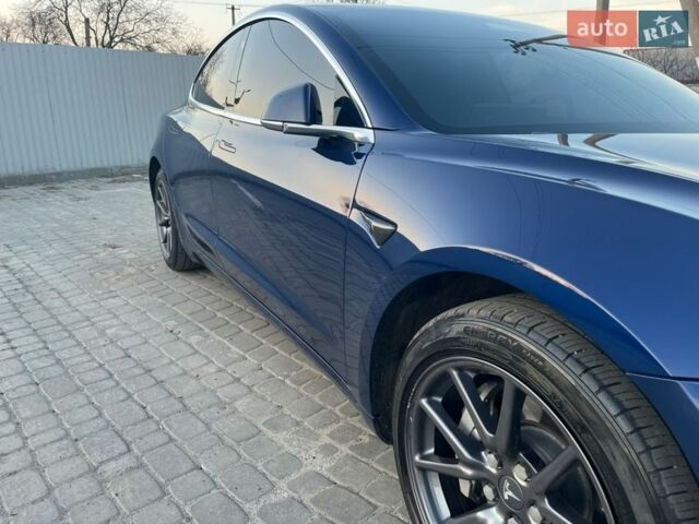 Синий Тесла Модель 3, объемом двигателя 0 л и пробегом 111 тыс. км за 17500 $, фото 15 на Automoto.ua