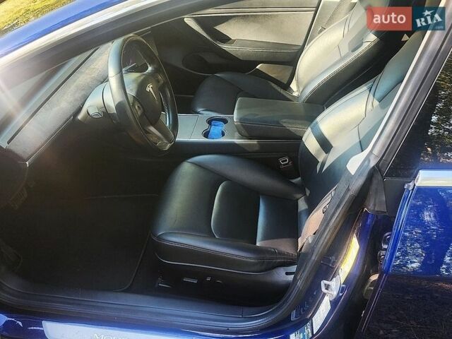 Синій Тесла Модель 3, об'ємом двигуна 0 л та пробігом 235 тис. км за 15500 $, фото 18 на Automoto.ua