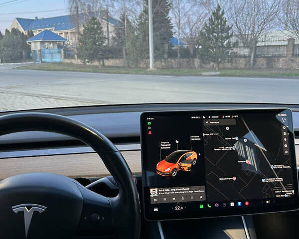 Синий Тесла Модель 3, объемом двигателя 0 л и пробегом 58 тыс. км за 17800 $, фото 5 на Automoto.ua