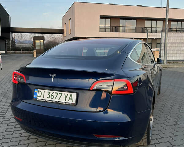 Синий Тесла Модель 3, объемом двигателя 0 л и пробегом 58 тыс. км за 17800 $, фото 2 на Automoto.ua