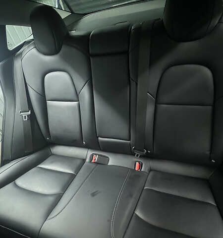 Синій Тесла Модель 3, об'ємом двигуна 0 л та пробігом 123 тис. км за 18000 $, фото 13 на Automoto.ua