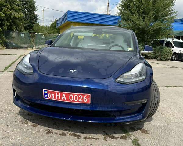 Синий Тесла Модель 3, объемом двигателя 0 л и пробегом 180 тыс. км за 15700 $, фото 1 на Automoto.ua