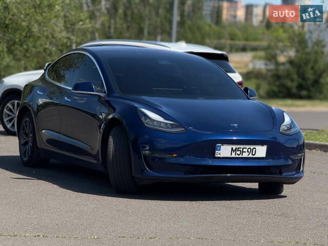 Синий Тесла Модель 3, объемом двигателя 0 л и пробегом 97 тыс. км за 19300 $, фото 2 на Automoto.ua