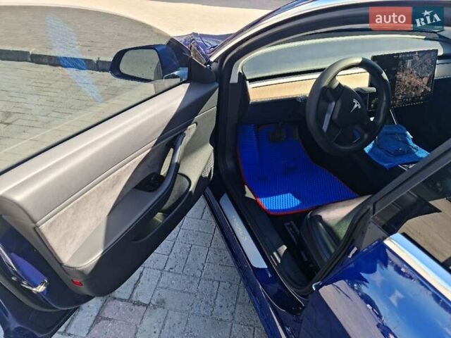 Синий Тесла Модель 3, объемом двигателя 0 л и пробегом 45 тыс. км за 17399 $, фото 8 на Automoto.ua