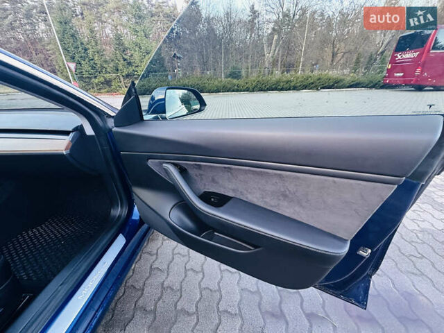 Синій Тесла Модель 3, об'ємом двигуна 0 л та пробігом 87 тис. км за 17900 $, фото 18 на Automoto.ua