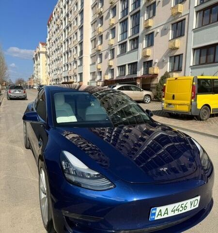 Синий Тесла Модель 3, объемом двигателя 0 л и пробегом 80 тыс. км за 19700 $, фото 2 на Automoto.ua