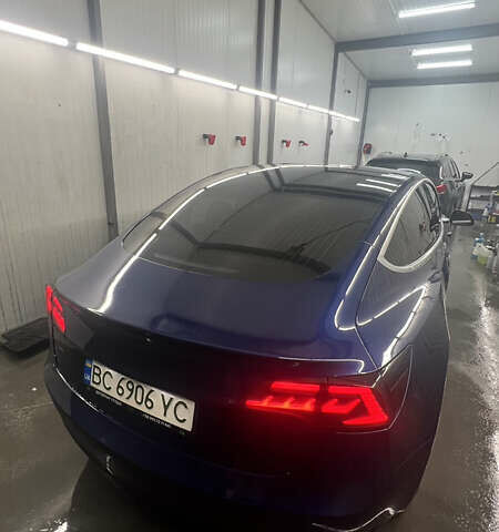Синій Тесла Модель 3, об'ємом двигуна 0 л та пробігом 123 тис. км за 18000 $, фото 8 на Automoto.ua