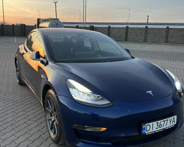 Синий Тесла Модель 3, объемом двигателя 0 л и пробегом 58 тыс. км за 17800 $, фото 3 на Automoto.ua
