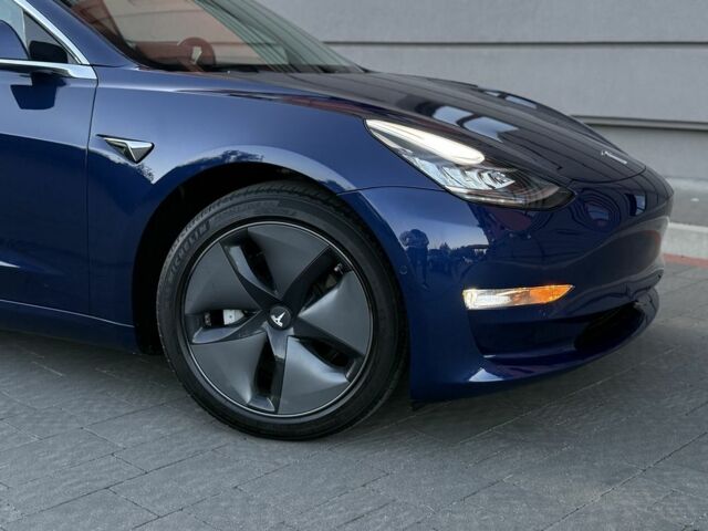 Синій Тесла Модель 3, об'ємом двигуна 0 л та пробігом 104 тис. км за 18500 $, фото 17 на Automoto.ua