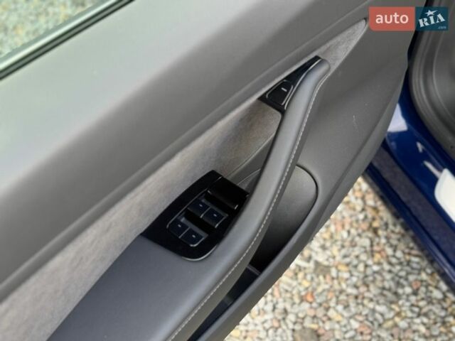 Синий Тесла Модель 3, объемом двигателя 0 л и пробегом 103 тыс. км за 15900 $, фото 30 на Automoto.ua
